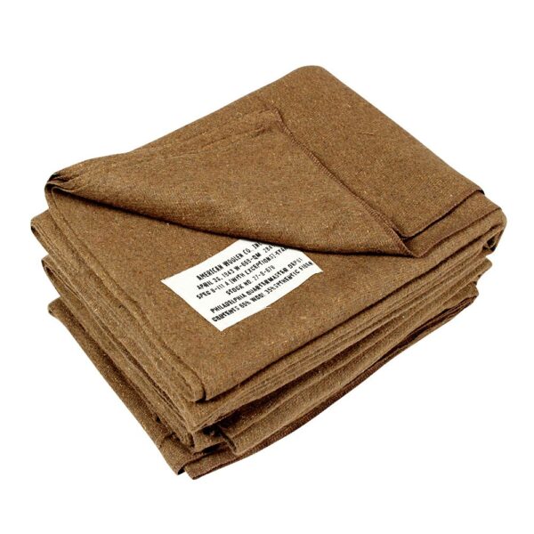 WWII US Army Style Wool Blanket in Khaki.US-style military wool blanket